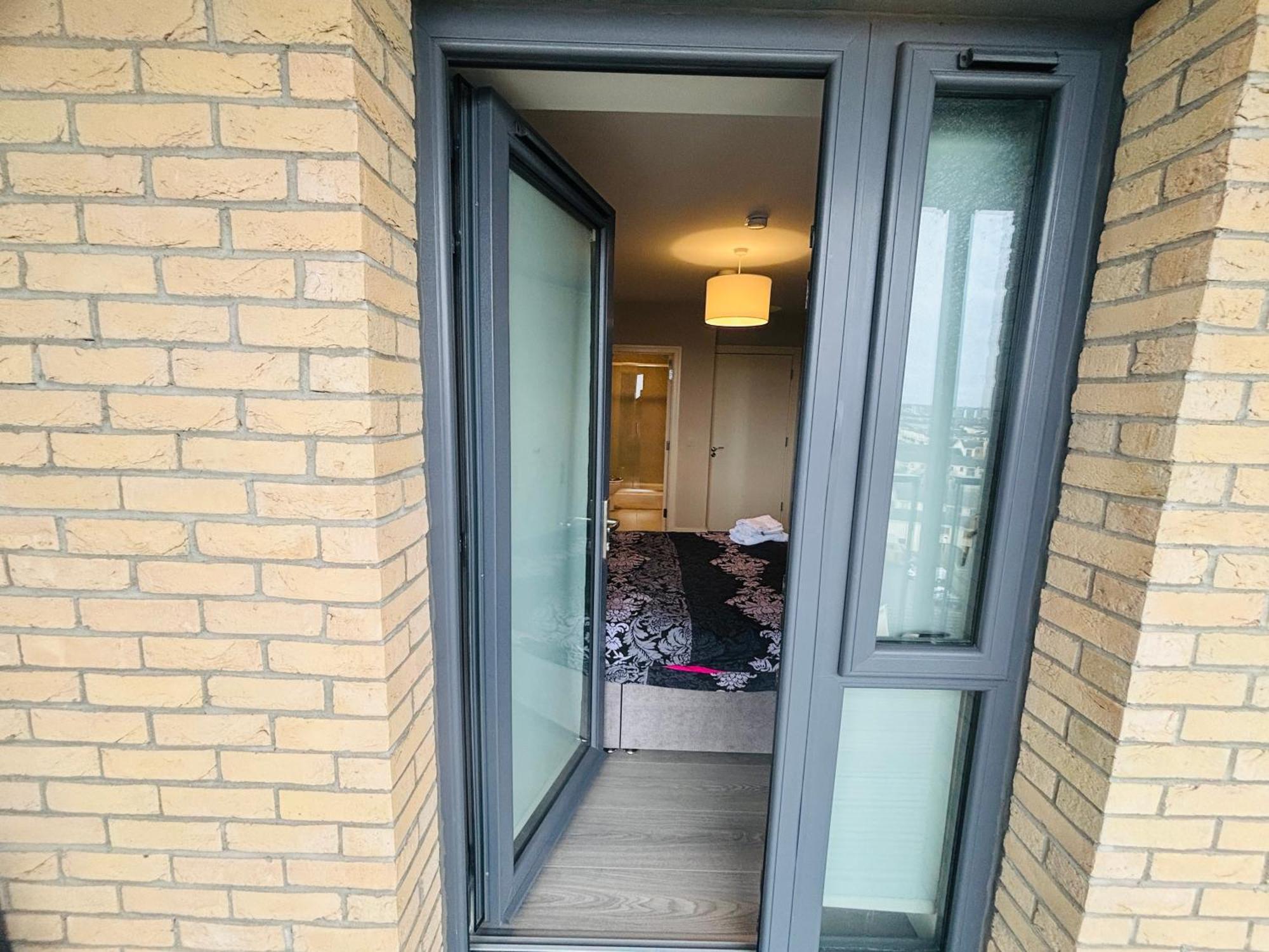 A Private Room,A Private Bathroom Dublin Exterior foto